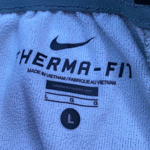 Used Nike sweats - Picture 2 of 3